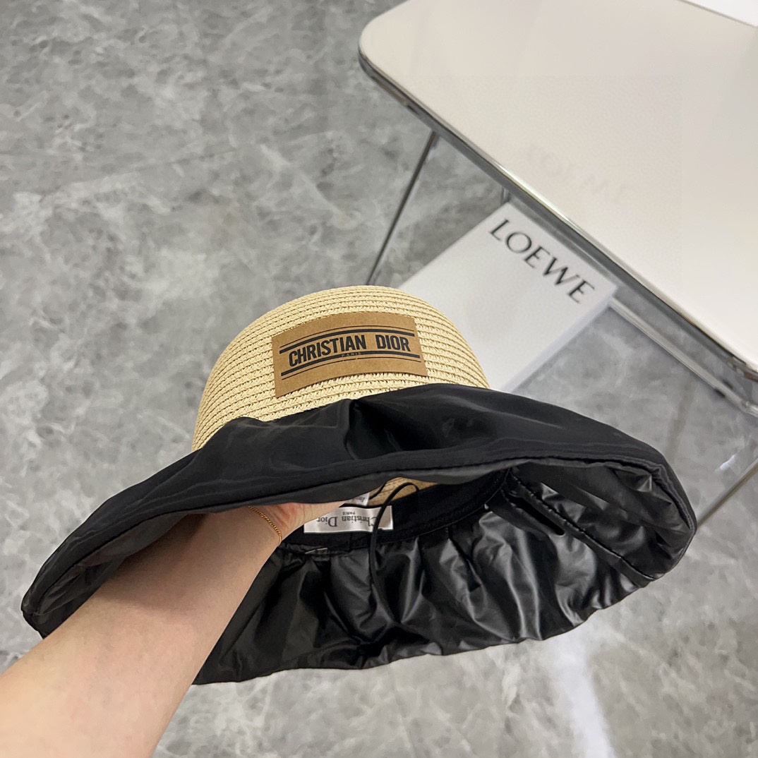 Christian Dior Caps